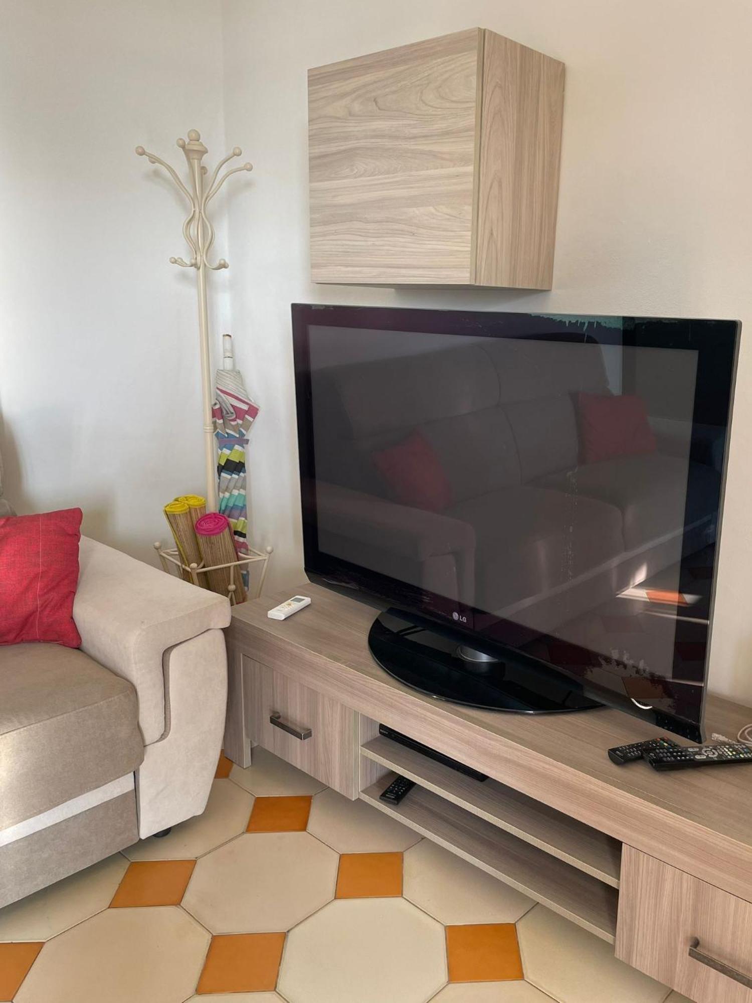 Casa Vacanze Reginotte 巴莱斯特拉泰 外观 照片
