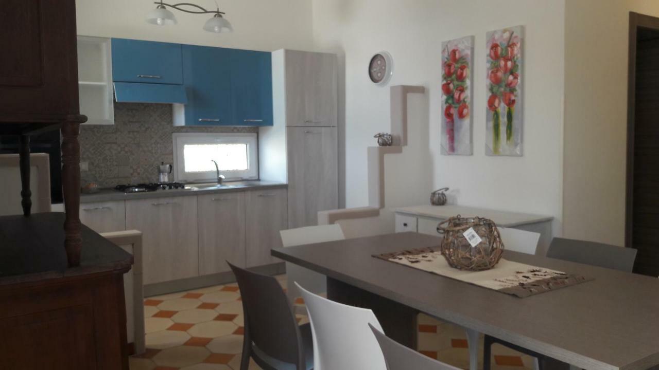 Casa Vacanze Reginotte 巴莱斯特拉泰 外观 照片